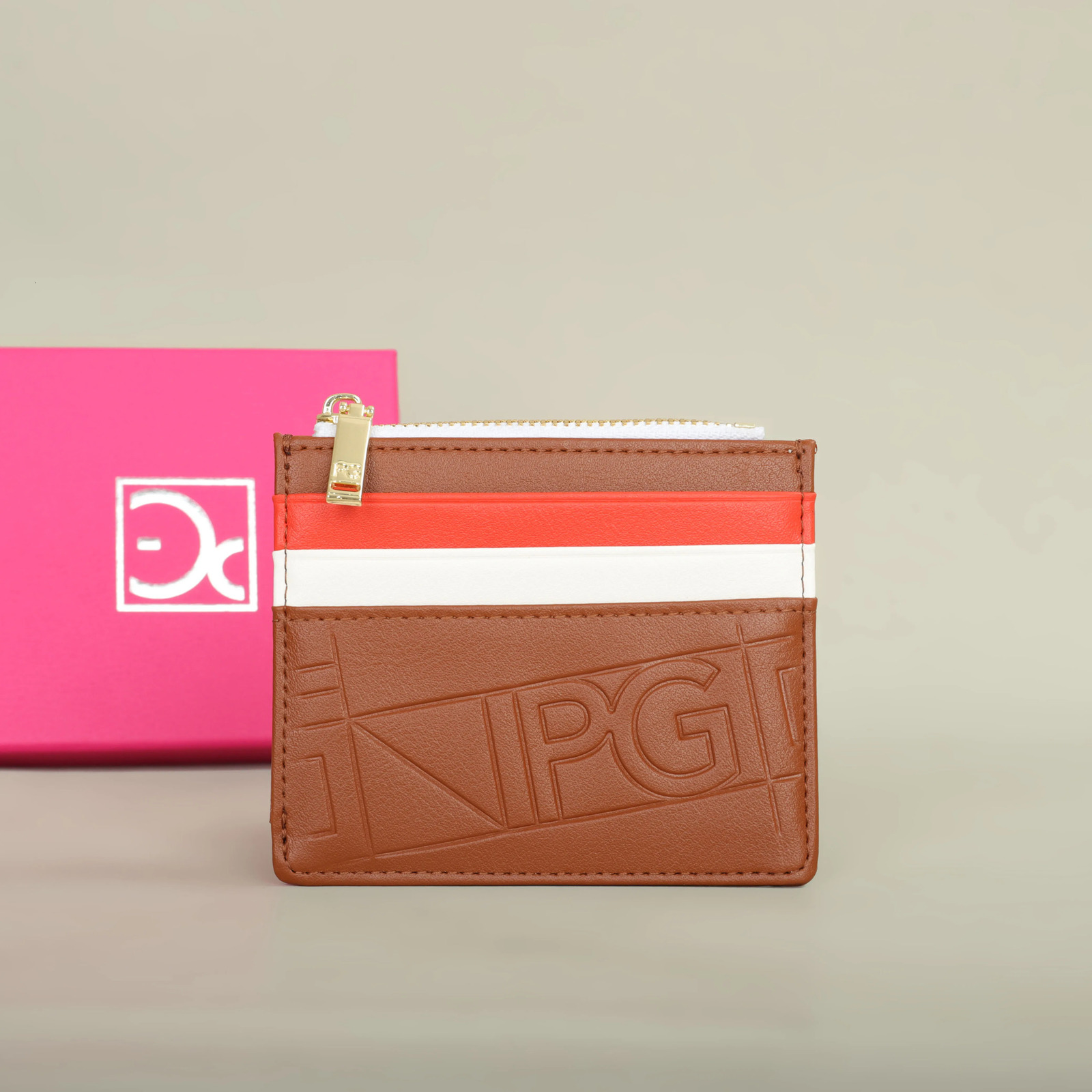 PG Womens Wallet Fashion Retro Temperament Bag Button Folding Monogram Printed Metal Zipper Leather Card Womens 250614