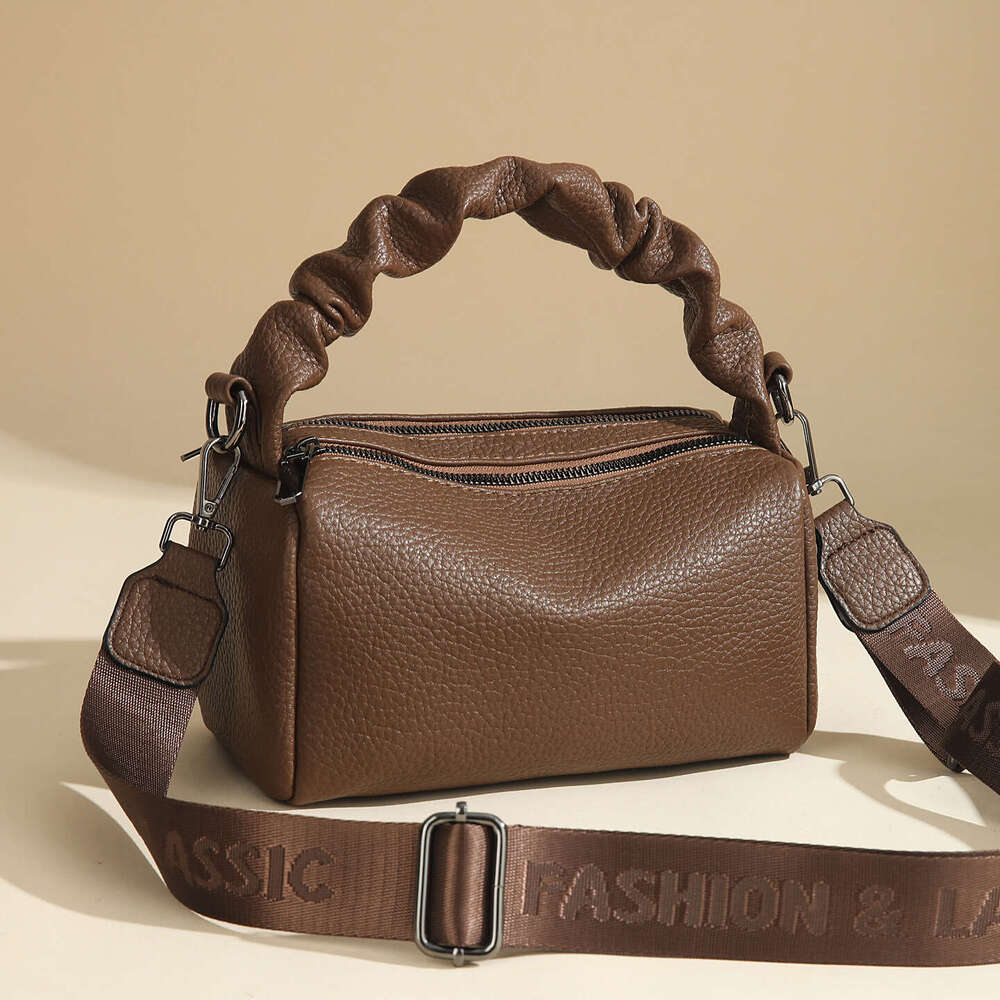 2025 New Crossbody for Women, Niche High-end Simple Shoulder Phone Bag, Versatile Horizontal Handbag Small Square Bag