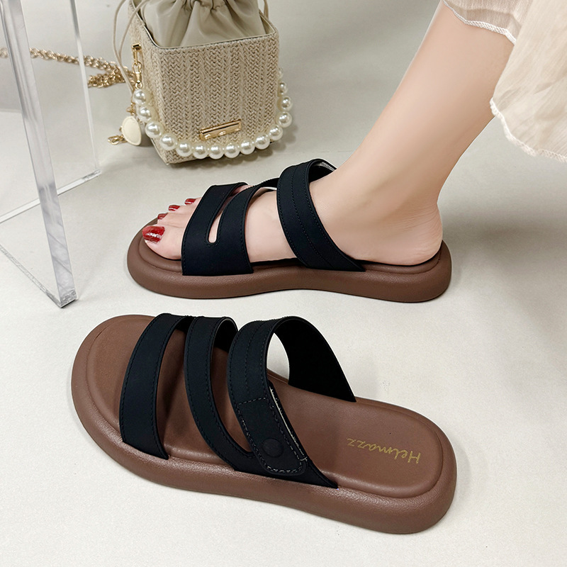 Women's Summer Outdoor Slippers New Summer Non slip Shoes Casual Beach Sandals Designer Sandals Women's Fashion Slippers