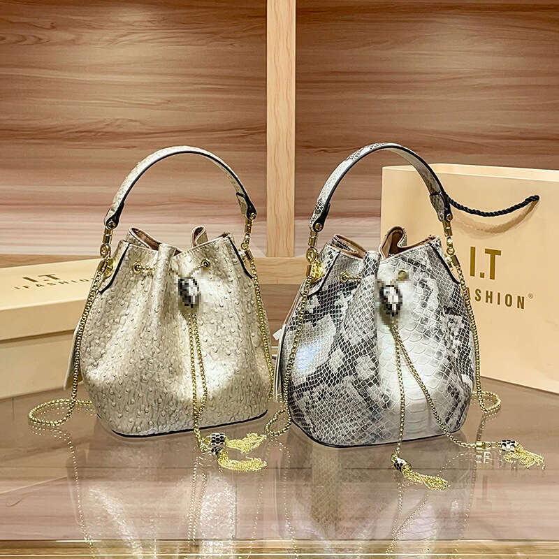 Pattern High-End Chain Snake Bucket for Women 2025 New Genuine Leather Fashion Single Shoulder Crossbody Small Bag