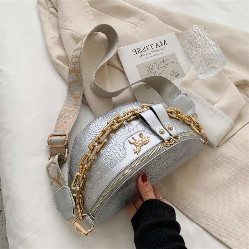 Designer Shoulder Bag Free Shipping New Bags Womans Chest Pack Female Black Single Armpit Handheld Casual Crossbody Free shipping