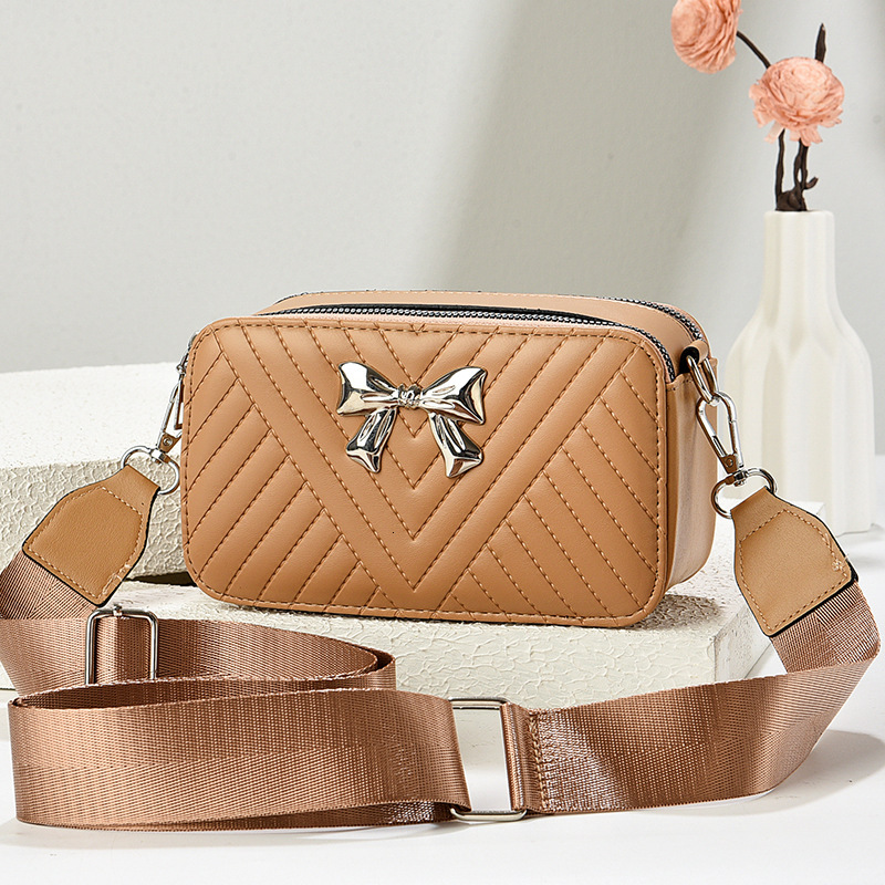 Free Shipping 2025 New Designer Bag High-end Women's Fashionable Single Shoulder Handbag Casual Multi-functional High-quality Shopping Bag