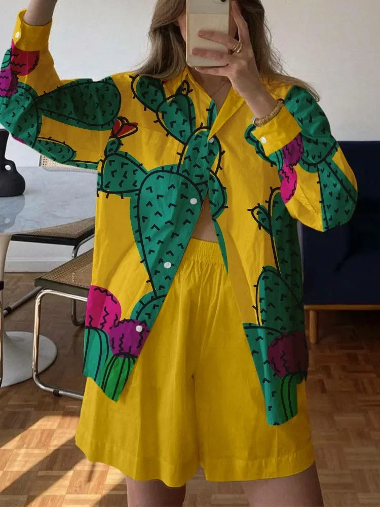 2025 Summer Vacation Style Pattern Print 2Piece Set Lapel ShirtLaceup Short Pants Sets For Womens Outfit Beach Holiday 250612