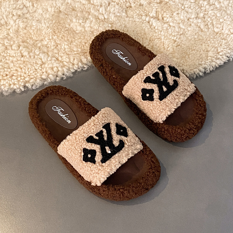 Comfortable Plush Slippers Women Fall Winter New Style Super Popular Versatile Retro Vintage Fashion Furry Slippers Hot Sale