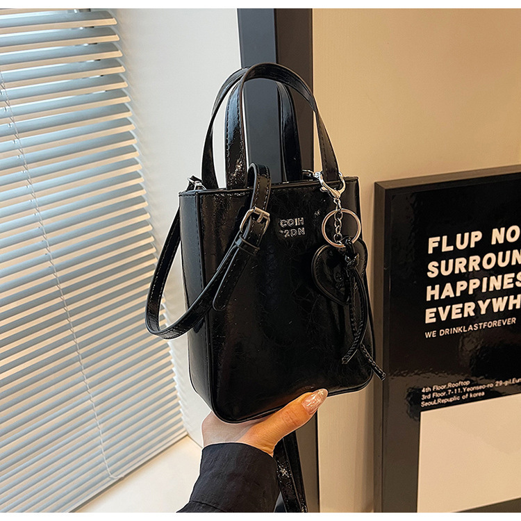 Free Shipping 2025 Summer New Designer Bag Casual High-quality Women's Shopping Bag Trendy Multifunctional Fashion Single Shoulder Commuting Hand