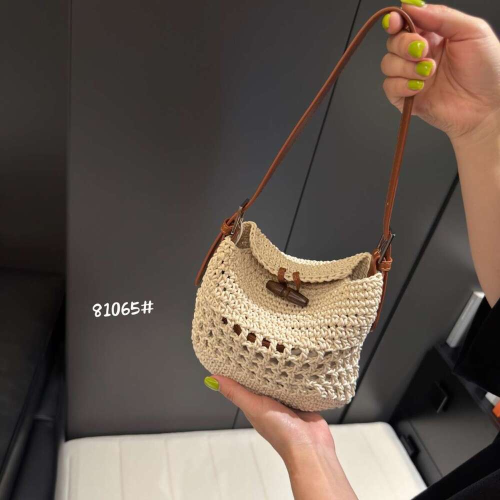Wax Handmade Niche Design Rope Woven for Women 2025 New Korean Casual Beach Style Single Shoulder Crossbody Small Bag