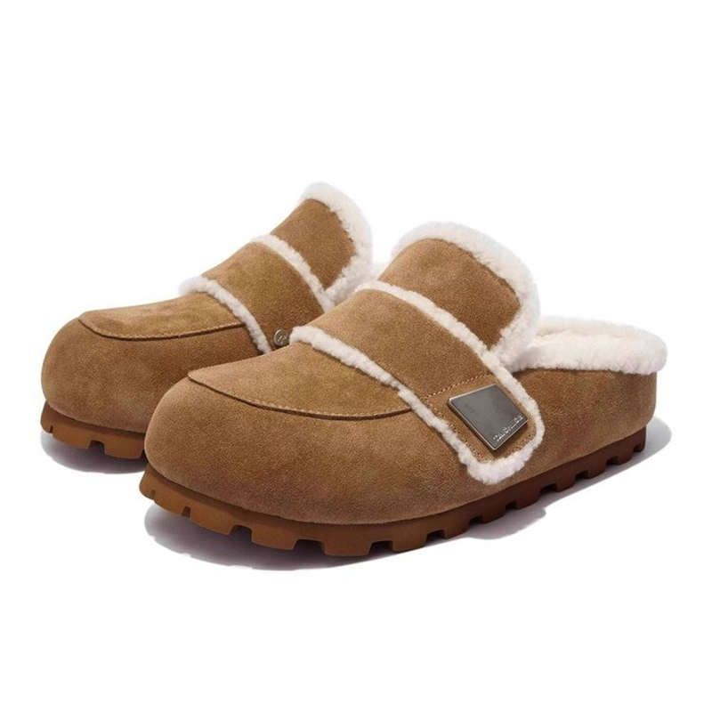 hot free shipping designer slippers for woman winter new Indoor outdoor Snow boots keep warm casual classic Plush sandals
