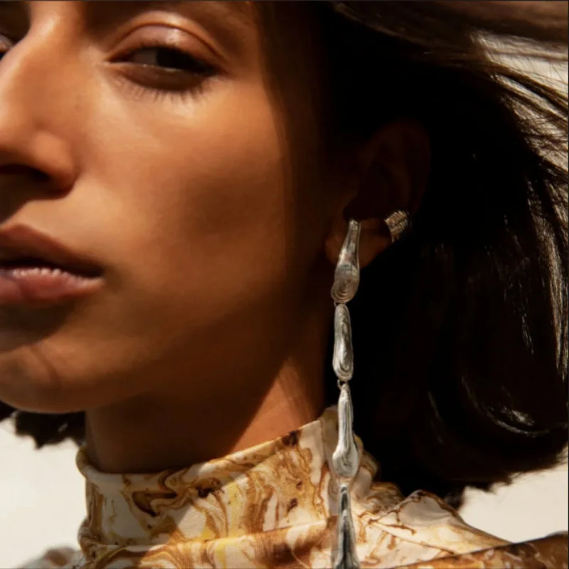 Fashion Europe Brass Plated 18K Gold Ear Cuffs Earring Woman Unique Personality Jewelry Accessories Trendy 250610