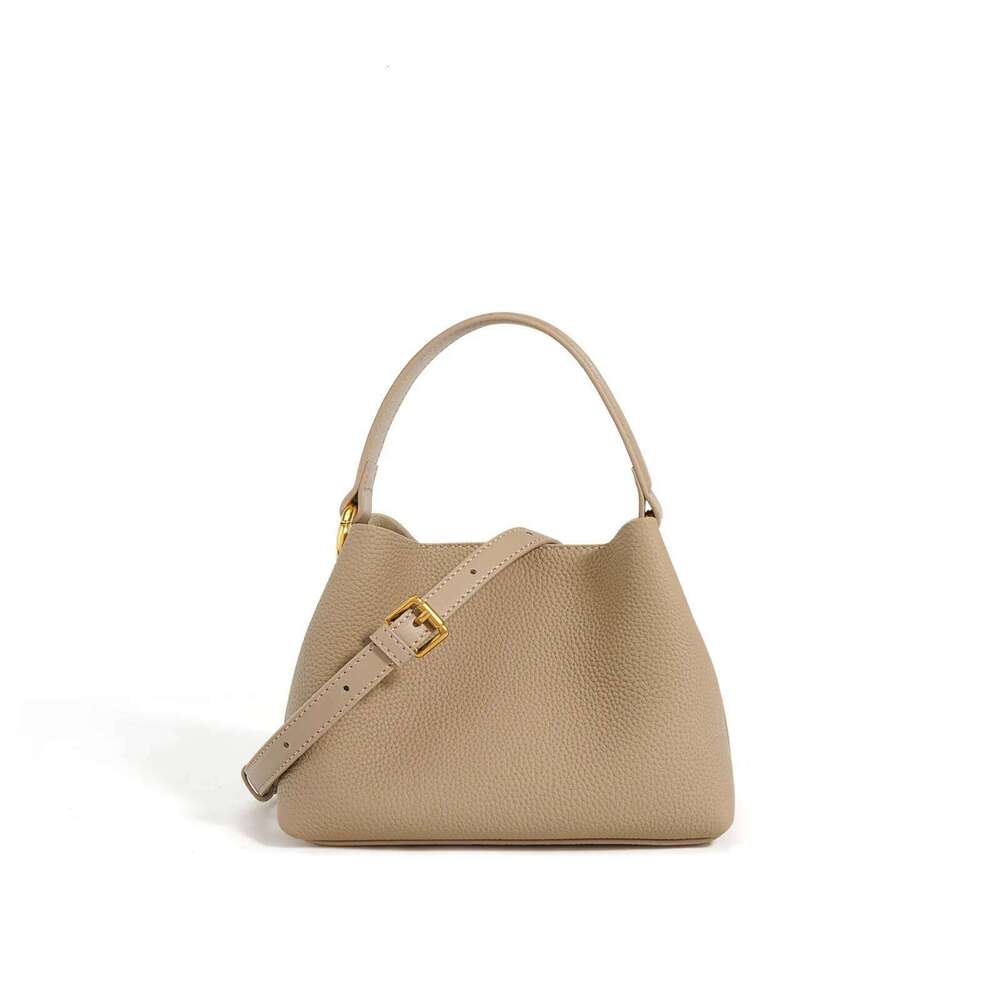 2024 Soft Cowhide Bucket Handbag Female Niche Fashion Commuter Shoulder Crossbody Bag