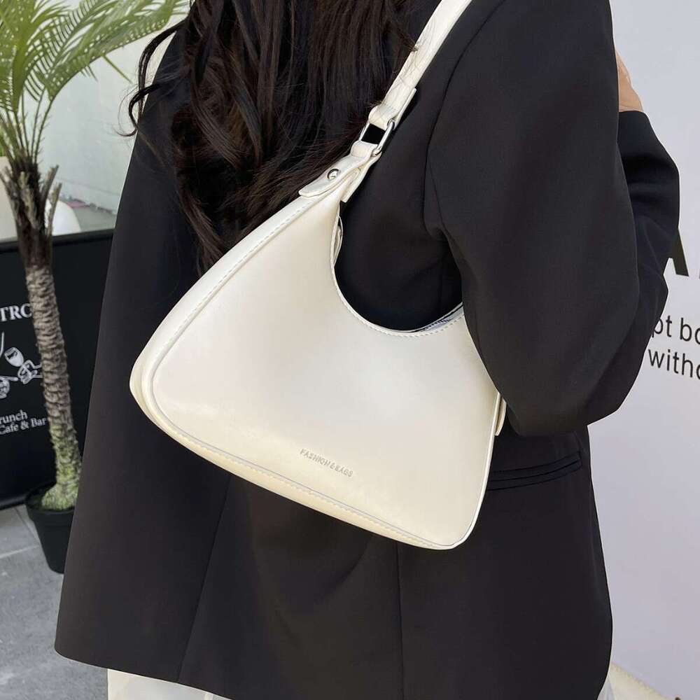 Textured Underarm New Trendy Handbag Crescent Simple Fashion Single Shoulder Bag for Women