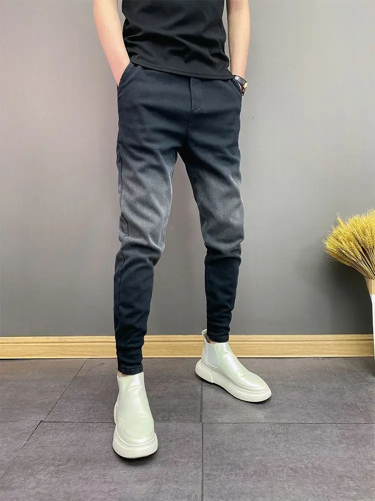 Arrival y ner Korean Mens Elastic Waist Jeans Casual Denim Pants Tapered Legs and Gradient Hiphop Baggy Pants 250614