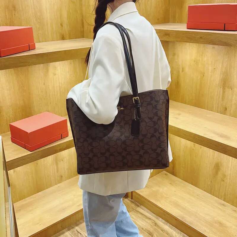 Designer Bag Shoulder Bag Luxury Free Shipping New Fashionable High End Texture Printed Large Capacity Tote Crossbody Luxury Bag For Womens