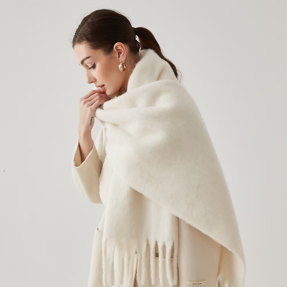 T971 autumn and winter new wool seahorse scarf female all-match high-end wear nude pink neckband European and American solid color shawl
