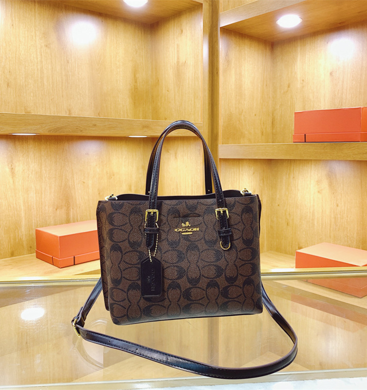 Free shipping designer high-end handbag for women 2025 new European and American fashion tote bag versatile temperament hand-held shoulder crossbody b