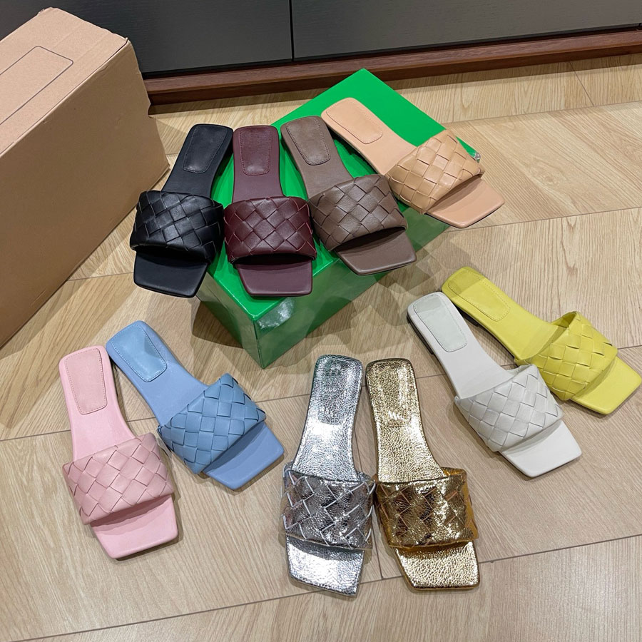 Top quality Minimalism Simple Flat heel Woven slippers Slides open toes Beach Sandals Luxury designer Slides for womens Vacation Walking shoes