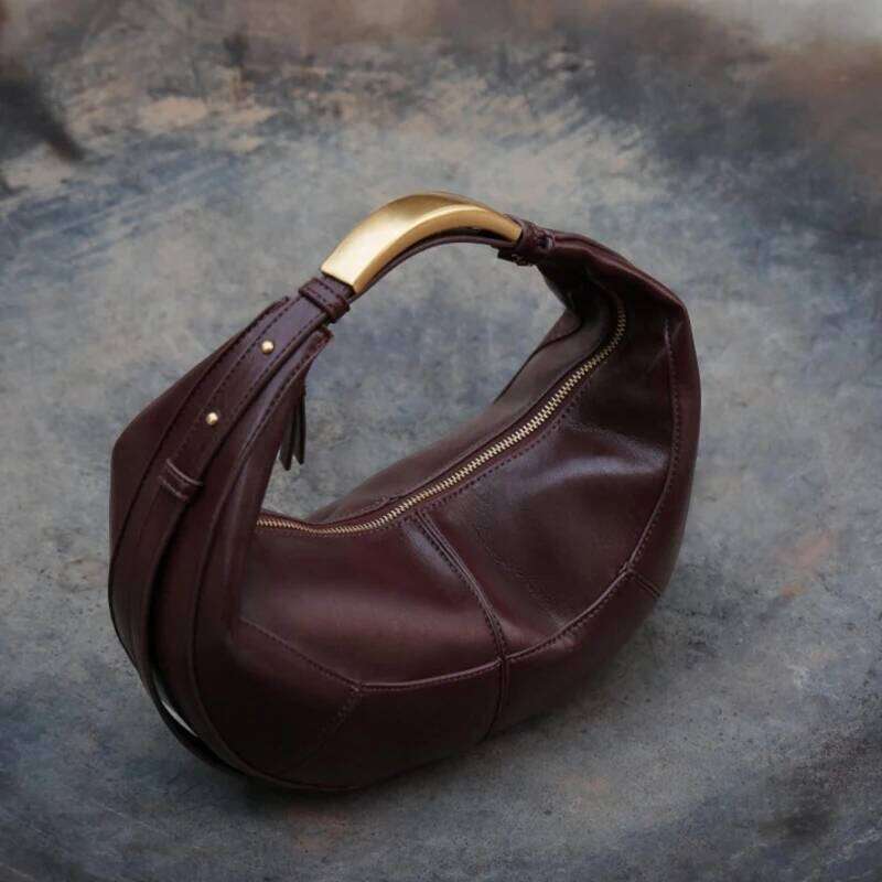 2025 New Premium Leather for Women Designer Metal Handle Design Handbag and Wallet Crossbody Armpit Bag