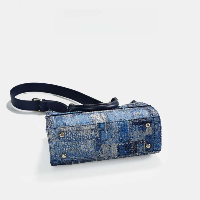 Women's tote bag shoulder bag crossbody bag new handbag large capacity fashionable and high-end feel