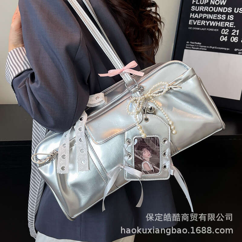Large Capacity Women Summer Versatile 2025 New Niche Design Shoulder Underarm for Work Commute Tote Bag