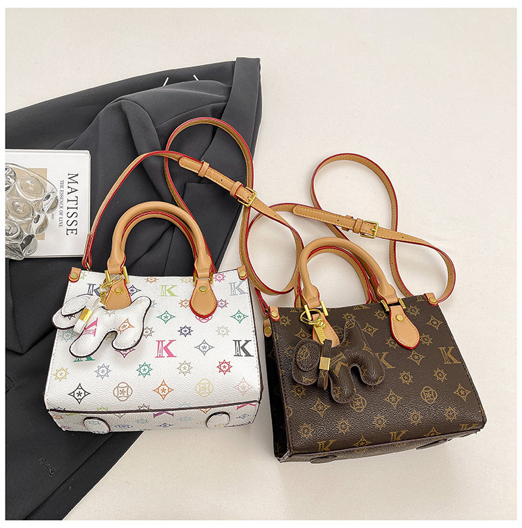 Free shipping 2025 designer Shoulder Bags womans ladies flap lady fashion black brown printing handbag women crossbody Underarm bag