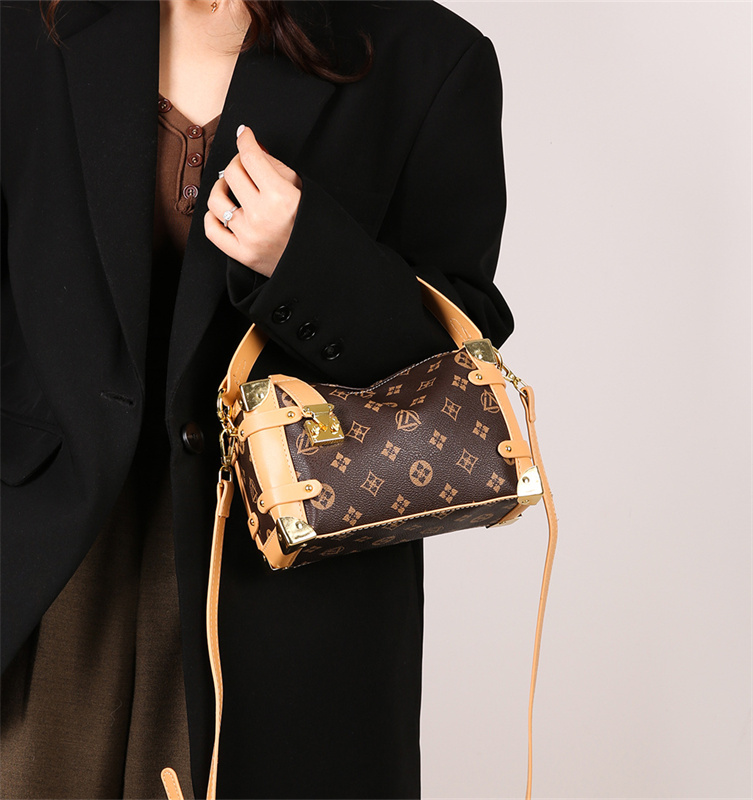Free shipping designer bag for women 2025 new high-end European and American fashion box bag versatile temperament women's single shoulder crossb