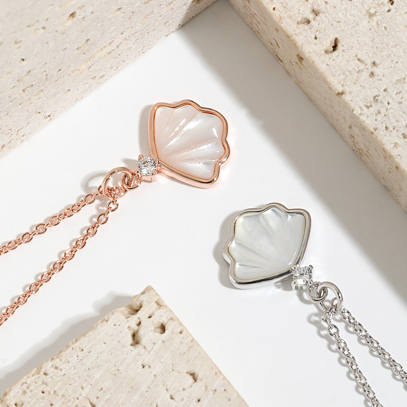 Unique Charm Necklaces Featuring Pearlescent Shell Pendants with Small Diamonds - Perfect Accessory Present