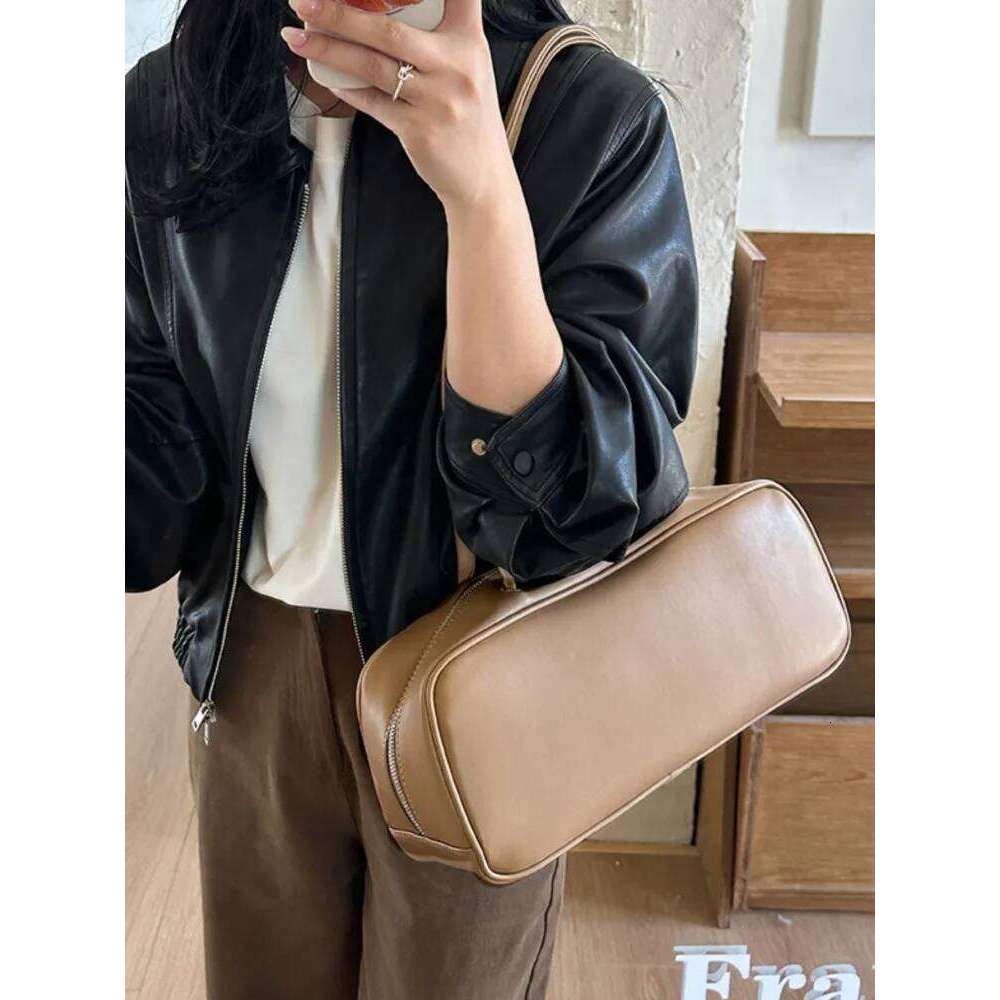 Fashion PU Leather Shoulder Bags For Women 2024 New Winter Retro Korean High-Quality Underarm Bag Simple Brown Handbags