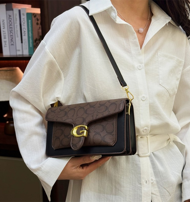 Free shipping designer women's bag, women's 2025 black wine god bag, fashionable armpit bag, single shoulder , hand-held magic stick black w