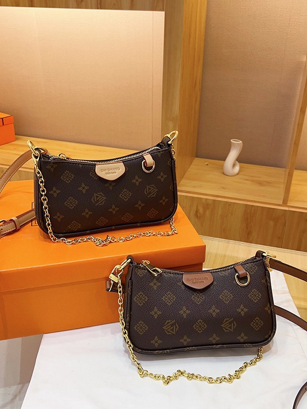 Free shipping 2025 new designer Shoulder Bags womans ladies flap lady fashion casual chain handbag women crossbody Handheld bag Underarm Bag