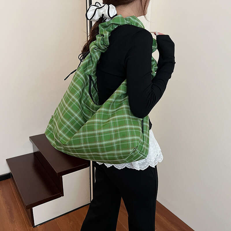 New Canvas Tote Bag Students, Simple and Casual Handbag for Women, Underarm Shoulder Bag, Large Capacity Commuter Mori Style Trend