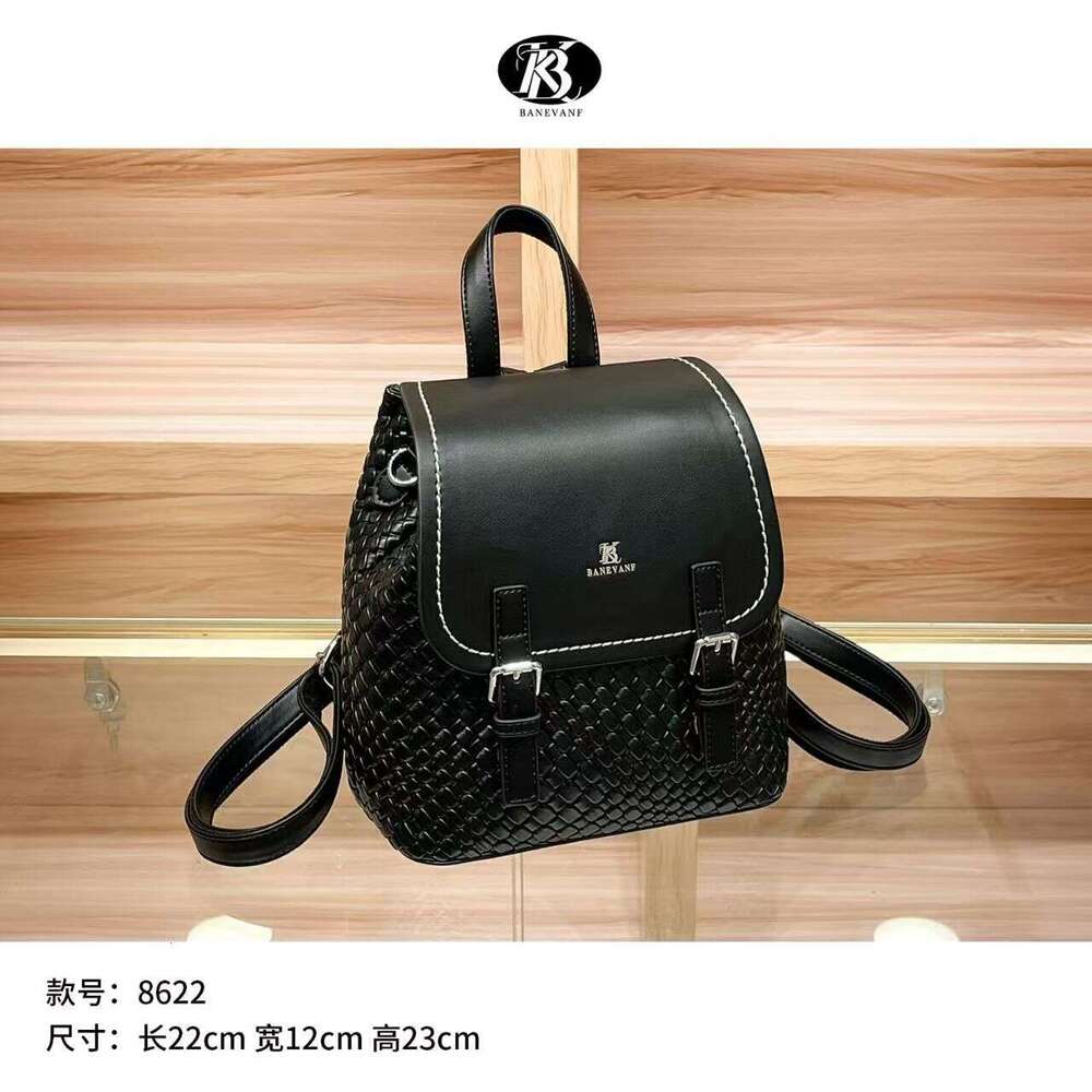Leather Travel for Genuine Women 2025 New Fashion High-End Large Capacity Ladies Backpack