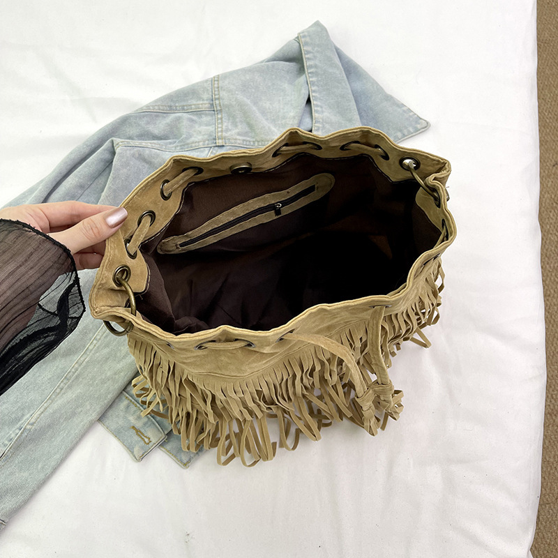 Free Shipping 2025 New Designer Bag Casual High-quality Shopping Bag Simple Retro Tassel Drawstring Bucket Handbag