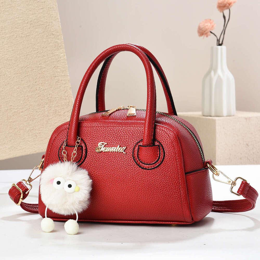 Korean Style New INS Fashion Single Shoulder for Women, Lightweight Handheld Tote Bag, Underarm Bag