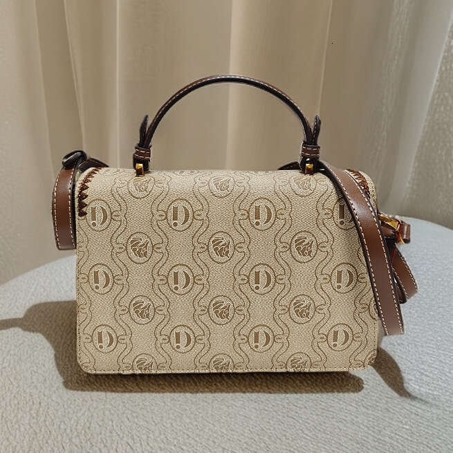 2025 Leather Fashion Small Square for Women High-end Niche Versatile Shoulder Crossbody Bag