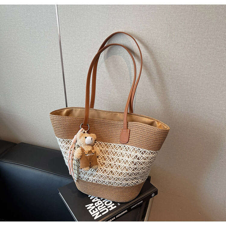 Summer Trendy Vacation Style Basket Weave for Women, Fashionable Versatile Commuter Shoulder Tote Bag