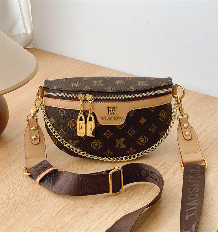 Free shipping designer small bag for women 2025 new fashion chain women's chest bag high-end sense shoulder bag versatile western-style crossbody
