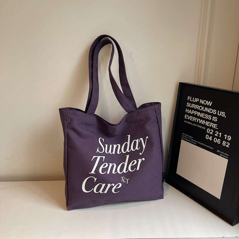 Korean Style Large Capacity Canvas Student 2025 New Casual Versatile Lightweight Letter Print Shoulder Bag