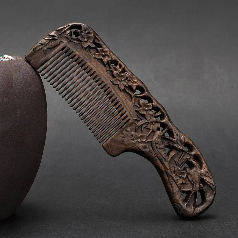 Natural Black Sandalwood Comb Handmade Carving Anti-Static Fine Tooth Handle Wooden Massage Scalp Comb Hair Styling Womens Gift 250612