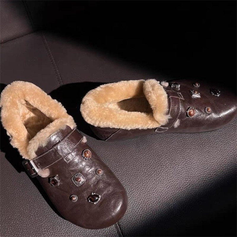 hot Free shipping designer Casual Shoes for woman winter vintage trainers versatile casual keep warm comfortable Snow boots