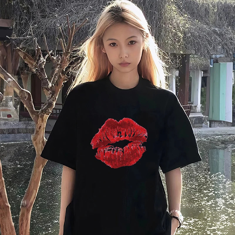 Funny Lips Print T-shirt Womens Summer 100% Cotton Short Sleeve Tee Hip Hop Streetwear Casual Y2k Top dames clothing 250613