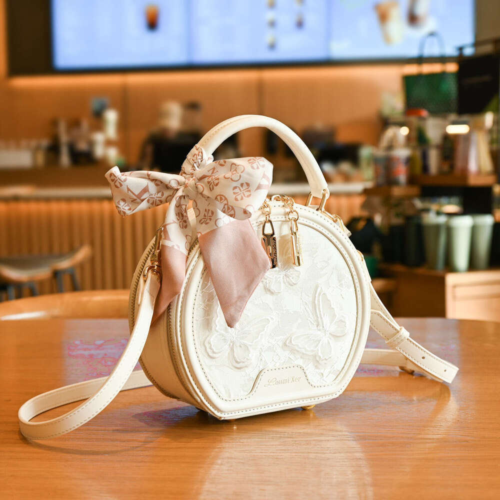 Style Lace National Embroidered Butterfly Handbag Round Cake 2025 New Versatile Fashion Single Shoulder Crossbody Bag
