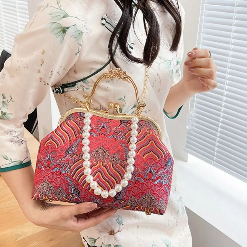 Sweet Embroidery Chinese Style Handbag Pearl Chain Ladies Evening Bags Shoulder Elegant Hanfu Shell Bag Cheongsam Accessories 250614