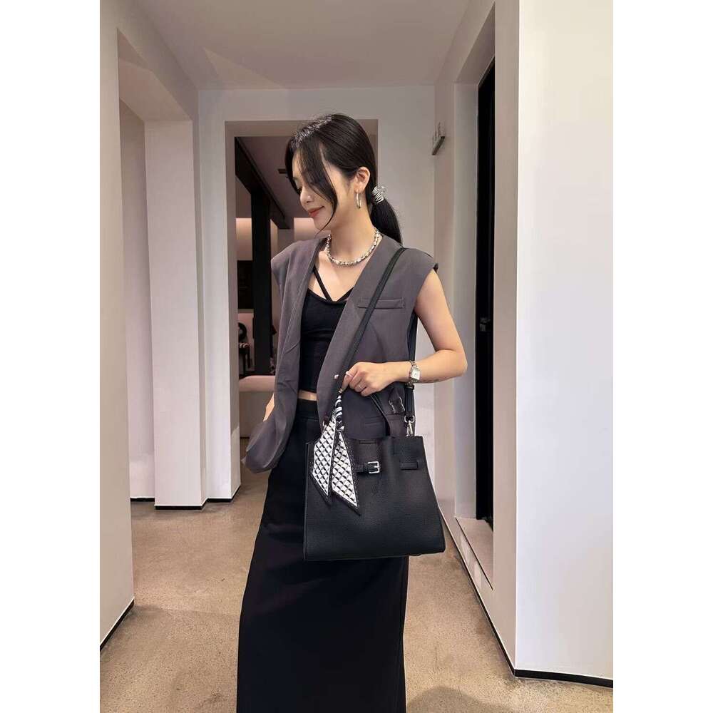 Capacity High-end Large Simple Handbag Tote for Women 2025 New Genuine Leather Fashion Shoulder Crossbody Bag