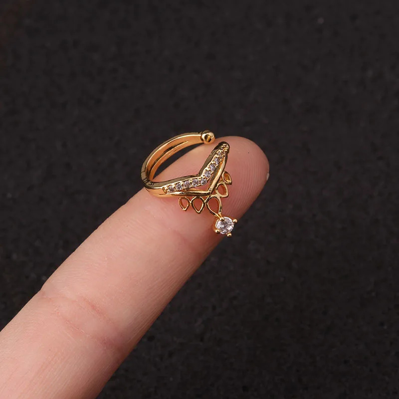 1 PCS Fashion Hollow Copper Crown No Piercing Ear Clip Cuff Earring Women Trendy Elegant Gold Color Shaped Circle Earrings 250610