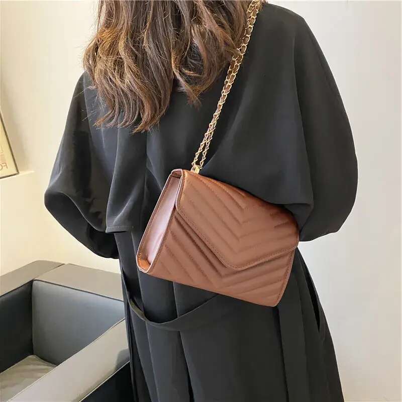 Designer Shoulder Bag Free Shipping Womens New Minimalist Design Trendy Chain Crossbody Casual Small Square Free shipping