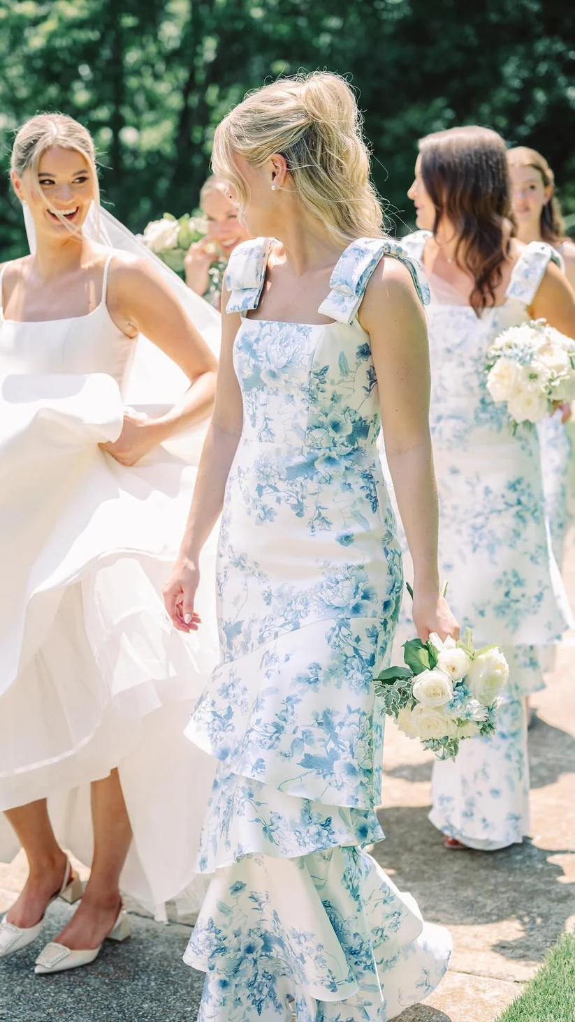Blue Floral Print Satin Bridesmaid Dress Bow Straps Long Wedding Guest Gowns Sleeveless Pastrol Prom Party Dress 2025 Special Occasion Wear