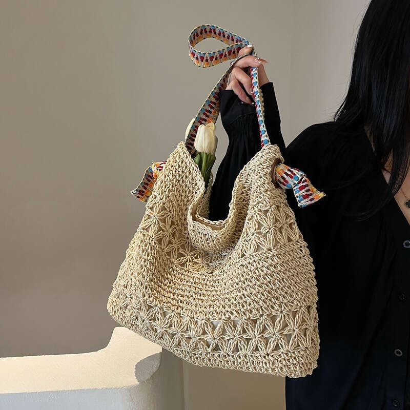 Vacation Beach Straw for Women 2025 New Lazy Style Woven Large Capacity Fashionable Shoulder Underarm Bag