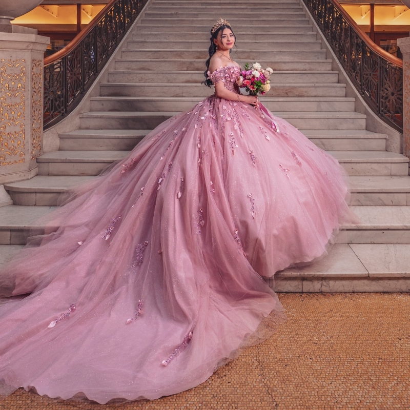 Pink Quinceanera Dresses Ball Gown Off The Shoulder Applique Lace Beading Crystal Tull Sweet 16 Dress Vestidos 15 De Anos