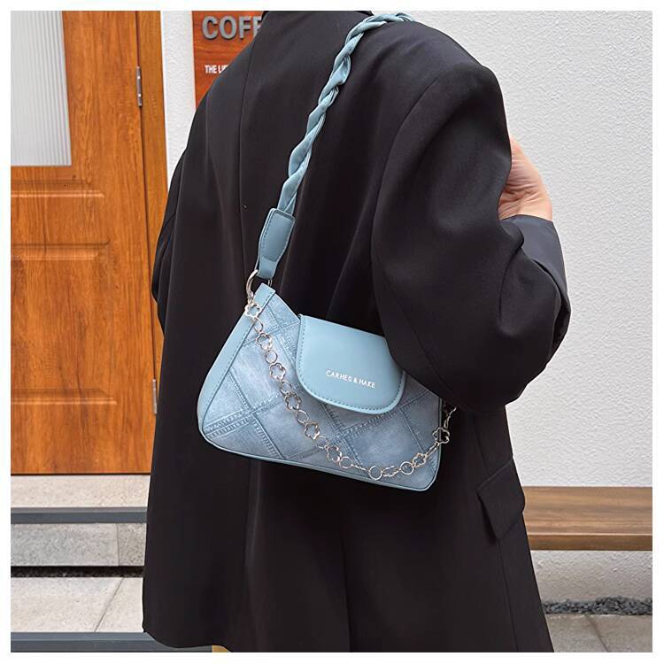 Free Shipping 2025 Summer New Designer Bag Fashionable Niche Texture Women's Handbag Casual High-quality Shopping Bag