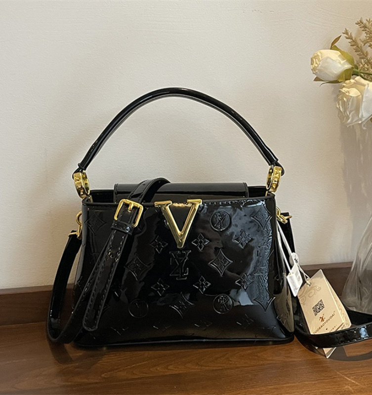 Free shipping designer women's 2025 new lacquered leather large capacity commuting bucket bag handbag light luxury single shoulder crossbody bag