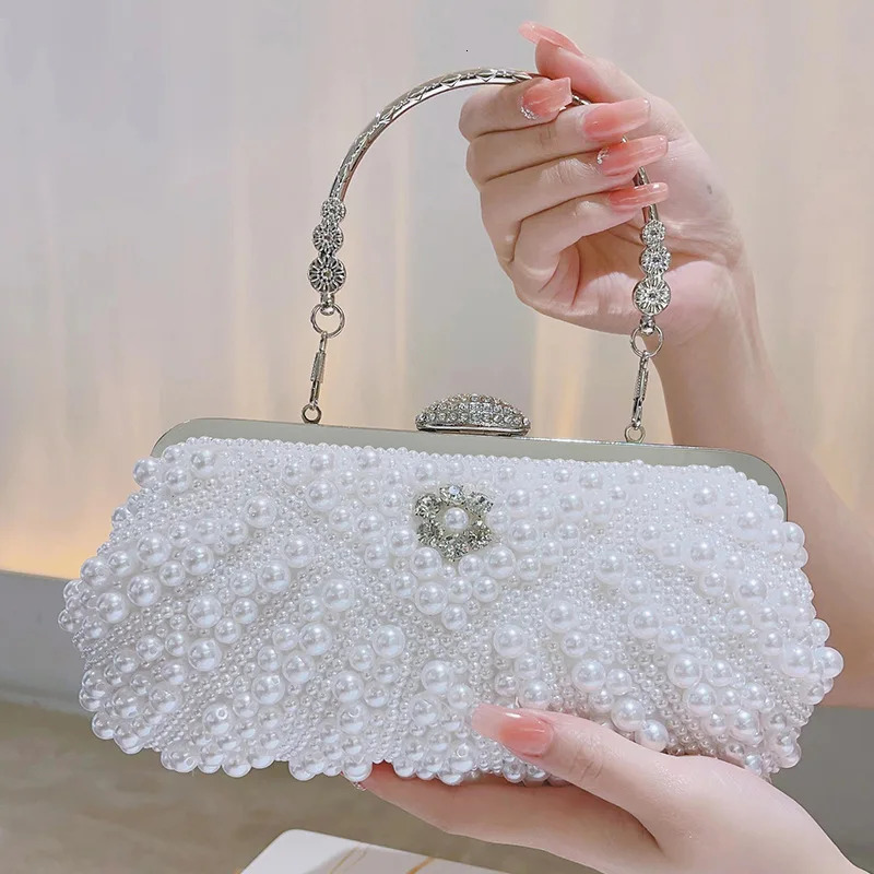 Pearl Women Day Clutch Diamonds Metal Luxury Chain Shoulder Evening Bags Beaded Banquet Holder Purse 250614